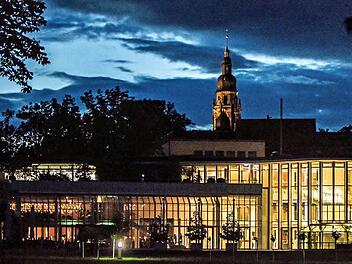 Das Kongresshaus in voller Lichterpracht an einem Abend im Mai 2016. Foto: Jochen Berger