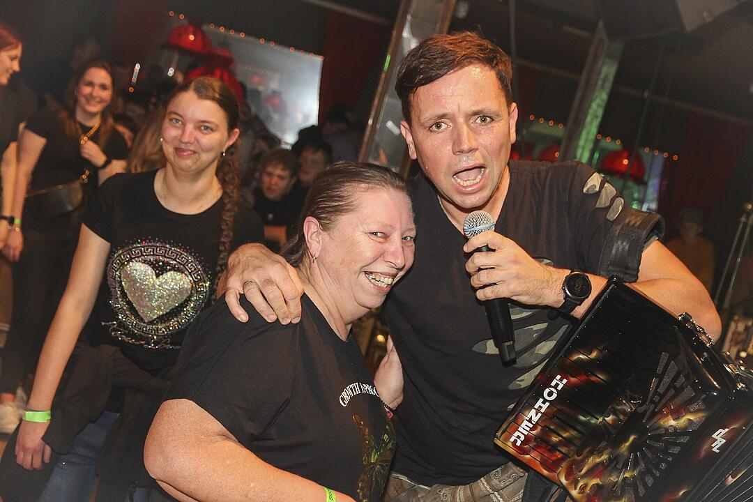 Partystimmung mit den Dorfrockern