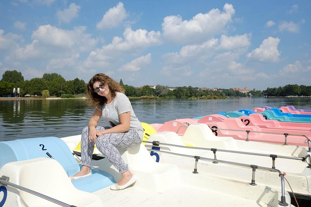 Nürnberg strampelt sich ab: Treetbootfahren am Wöhrder See