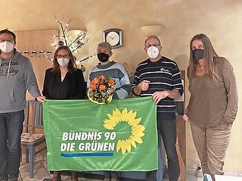 Der neue Vorstand des Ortsverbands der Grünen mit Martin Distler (von links), Lisa Badum, Simone Meyer, Francois Gaborieau und Andrea Rommeler