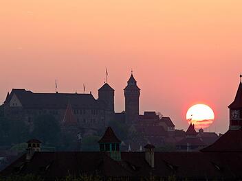 Die rund 300 Mitarbeiter des Gesundheitsministeriums wollen nicht nach Nürnberg. Auch Ministerin Melanie Huml (CSU) aus Bamberg gerät in die Kritik. Foto: Daniel Karmann/dpa