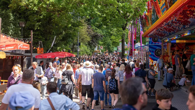 Erlanger Bergkirchweih schreitet voran: Plan, Bierpreise, &Ouml;ffnungszeiten und Co.