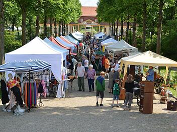 Die Ausstellung LebensART im Kurpark von Bad Bocklet war auch beim zweiten Mal ein Erfolg. Aussteller und Besucher waren zufrieden. Fotos: Björn Hein