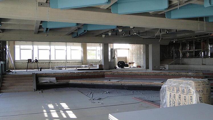 Auch im Gymnasium Fränkische Schweiz werden heuer nochmal über zwei Millionen Euro investiert. Foto: BPM