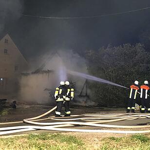 Scheune im Nürnberger Land komplett abgebrannt