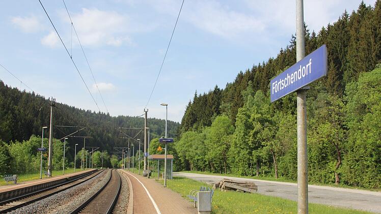 Impressionen vom Bahnhof Förtschendorf - aufgenommen im Sommer 2018. Foto: Andreas Schmitt