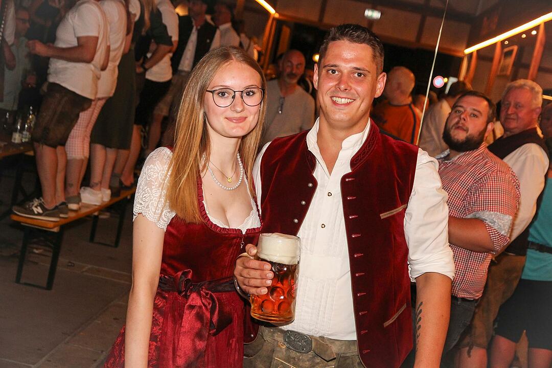 Frontal Party Pur feierte ihre Premiere bei der Bierwoche.