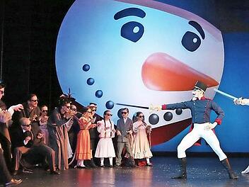 Mark McClains Fassung des Tschaikowsky-Balletts "Der Nussknacker" war der Quoten-Hit im Landestheater in der zu Ende gehenden Saison.  Foto: Henning Rosenbusch