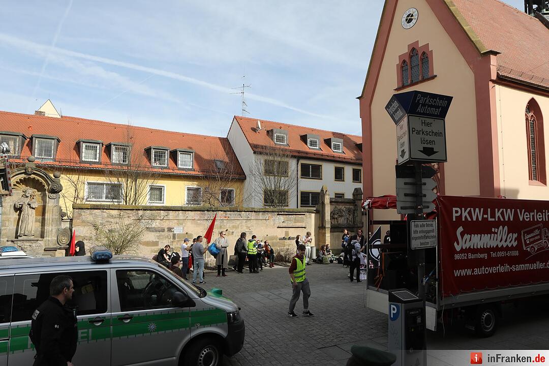 Bamberg; Demo vom Bahnhof bis zum Gefängnis der "roten Hilfe"