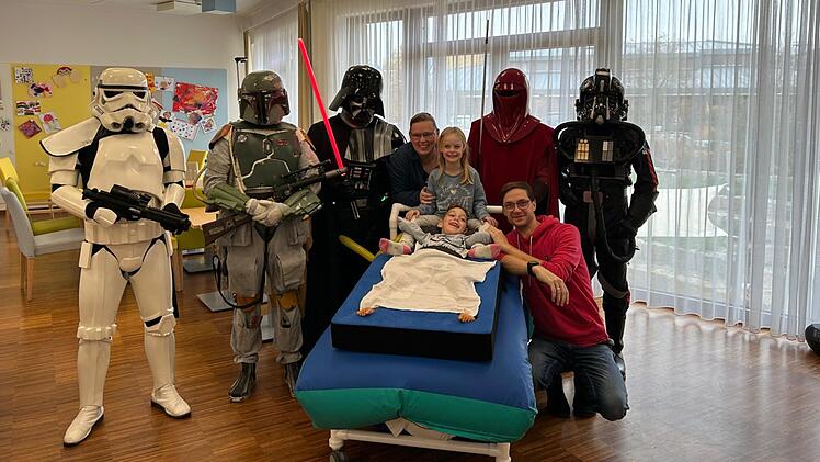 Bamberger Kinderhospiz: Star-Wars-Besuch begeistert kleine Patienten
