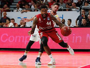 Der Bamberger Neuzugang Bryce Taylor traf beim Testspielsieg &uuml;ber Swans Gmunden zwar nur zwei seiner neun W&uuml;rfe, zeigte aber in der Verteidigung eine starke Leistung.sportpress