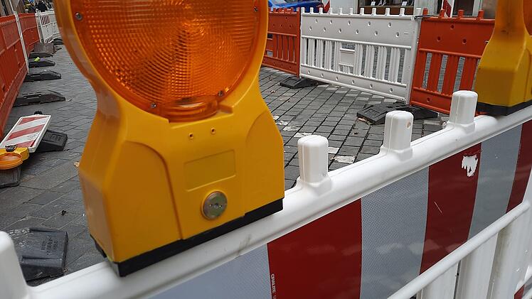 Sperrung Straße Baustelle Straßensperrung gesperrt