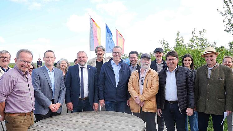 Veitshöchheim: Was unterscheidet konventionellen von Öko-Landbau? - Neuer Rundweg fokussiert Bioland