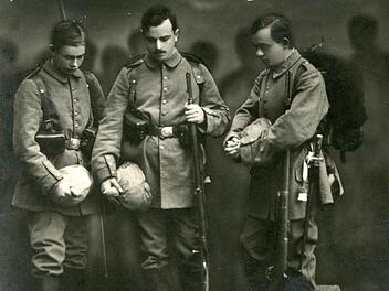 Diese Postkarte fand Edgar Rieß aus Bad Brückenau im Nachlass seiner Mutter. Sie erzählt eine tragische Geschichte. Quelle: Archiv Rieß
