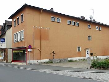 Der Umbau dieses Hauses zu Wohnungen für anerkannte Flüchtlinge muss weiter verschoben werden.Richard Sänger