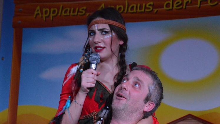 Squaw Ida angelt sich einen "Indianer". Foto: Annette Warmuth