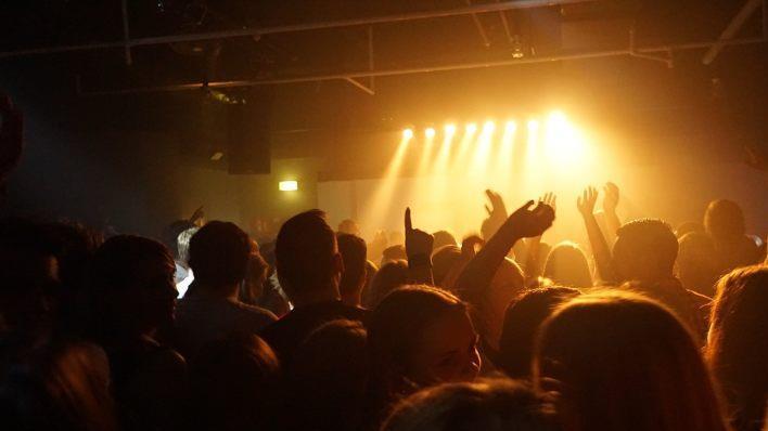 Wo kann man in Franken am besten Silvester feiern? Foto: Symbolbild/pixabay.com/matthiasohle
