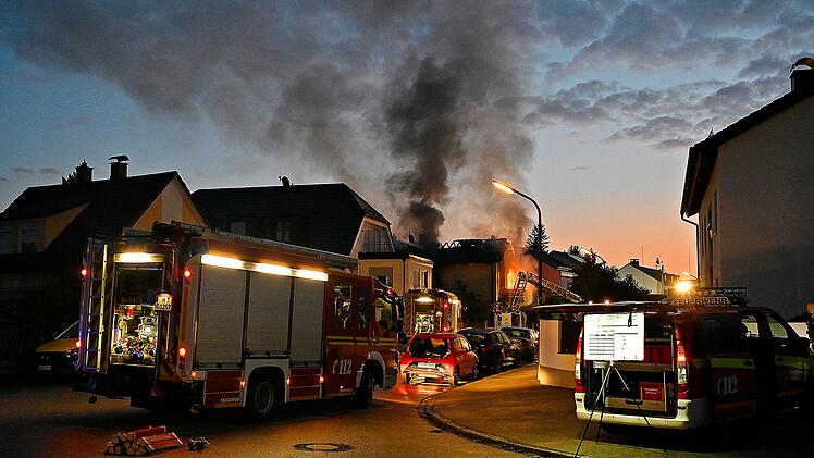 Brand in München - Großeinsatz von Polizei und Feuerwehr