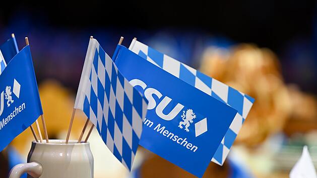 CSU-Vorstand sieht Social-Media-Altersgrenze skeptisch