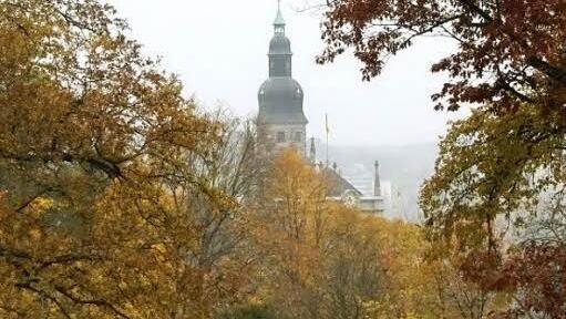 Der Turm der Morizkirche: Die Kirchenvorstände müssen nicht nur die Gebäude und die Verwaltung im Blick haben, sie sollen auch das geistliche Leben der Gemeinde mit steuern. Foto: Simone Bastian