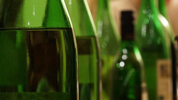 Man nehme: Wein von sechs Betrieben. Foto: Arkadius Guzy