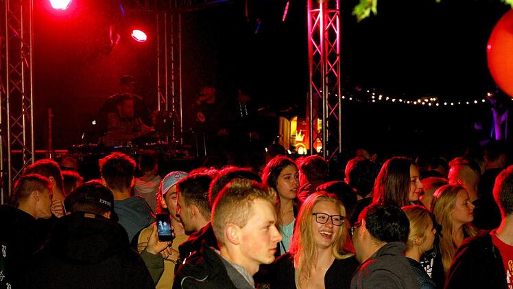 Impressionen von der Nacht am See in Trebgast  Foto: Monika Limmer