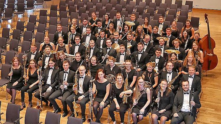 Das Nordbayerische Jugendblasorchester gibt im Regentenbau nach einer Probenwoche ein Konzert.
