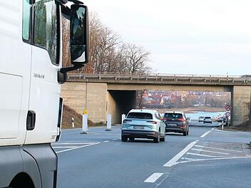 Unfälle auf A3 und A73 bei Erlangen: Lkw fährt auf Auto auf - Fahrer mit fast 3 Promille