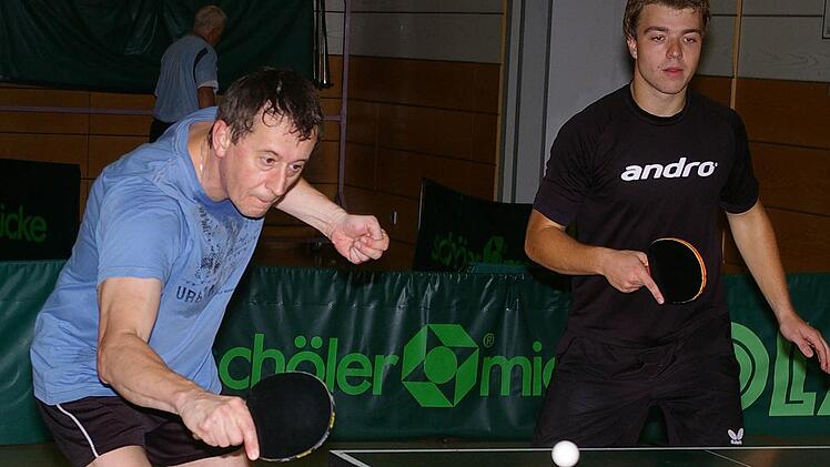 Einen entscheidenden Part könnten in Waigolshausen die Etwashäuser Doppel spielen. Hier Torsten Küster und Nico Braun. Foto: Krumpholz