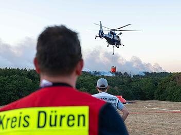 Waldbrand im H&uuml;rtgenwald