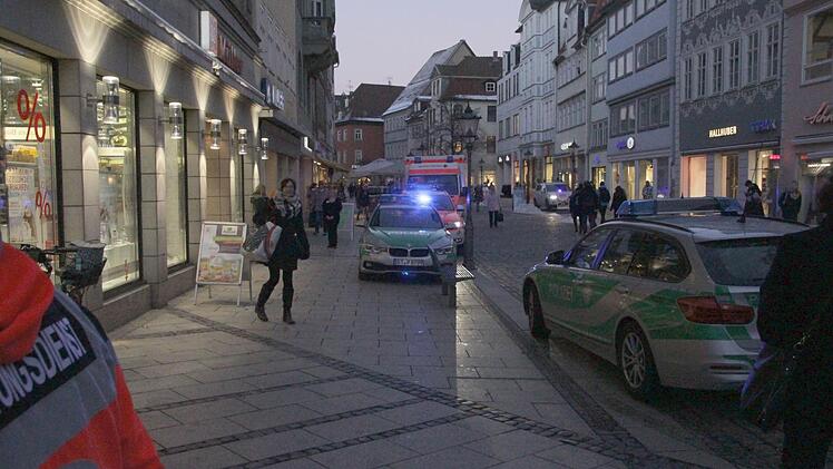 Rauchentwicklung lösten einen Feuerwehreinsatz in der Spitalgasse 1 aus.Foto: Jochen Berger