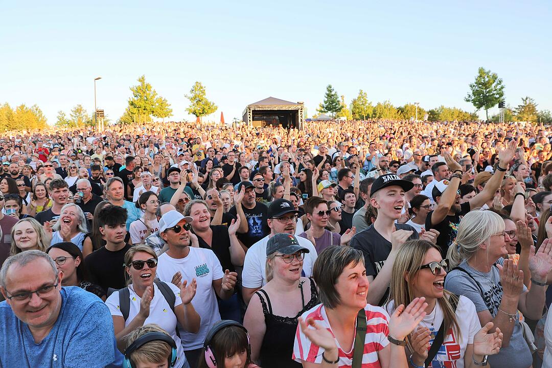 Sommertour unter dem Motto &bdquo;30 wunderbaren Jahren&ldquo;