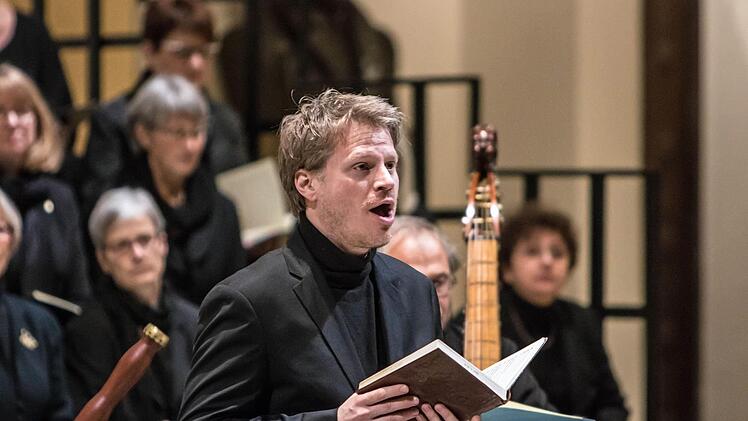 Souveräner Evangelist und Tenorsolist war Victor Schiering in der Coburger Morizkirche.Foto: Jochen Berger