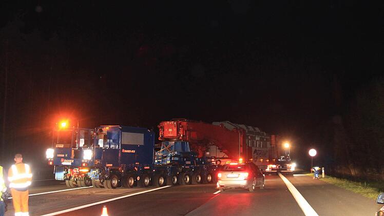 Schwertransporter Bamberg am 5. Mai 2015 Foto: Ferdinand Merzbach
