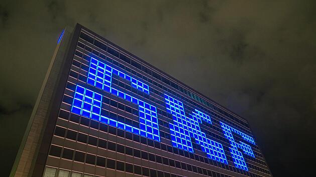 Gehen wegen Personalmangels bei Schweinfurter Firmen bald die Lichter aus? Omikron erschwert die Arbeitsplanung von Unternehmen wie SKF.