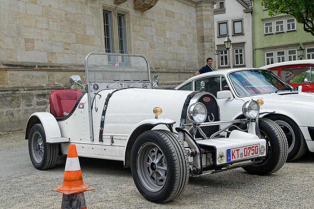 Über 500 Autos zogen Besucher aus nah und fern an