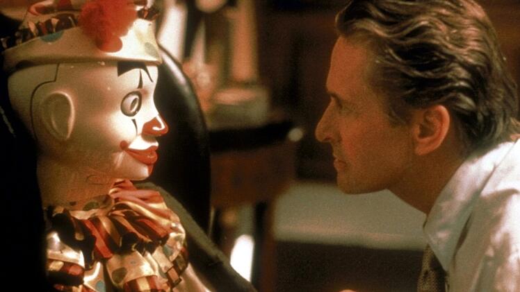 Willst du ein Spiel spielen? Nein, das will Michael Douglas in "The Game" (1997) schnell nicht mehr.