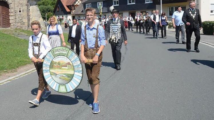 So sah es beim Schützenumzug 2015 in Rothenkirchen aus. Foto: K.- H. Hofmann