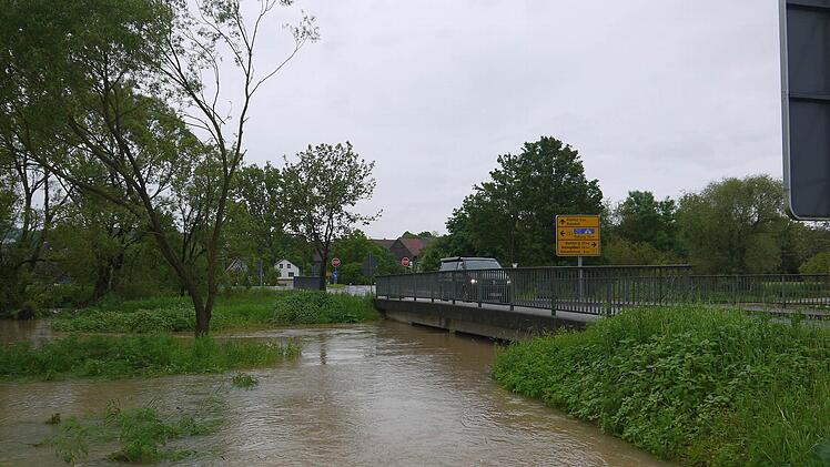 Hochwasser bei Rossach