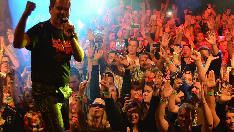 Peter Wackel machte Stimmung.