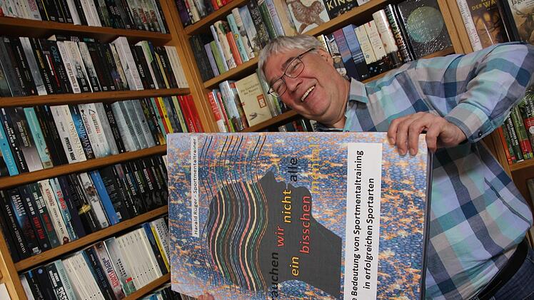 Sportmentaltrainer Harald Rüger hat ein Buch geschrieben, das in kein Genre passt - oder in alle. Es geht um den Anteil mentaler Stärke  am Erfolg.Fuchs