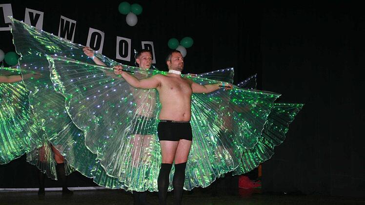 Grandiose Showeinlagen und tolle Büttenreden gab es beim Fasching in Dörfles-Esbach.Martin Rebhan