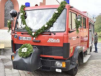 Mit einem neuen Löschfahrzeug, das gebraucht erworben wurde,   ist  jetzt  die Löschgruppe Römershofen der Feuerwehr Königsberg ausgestattet.Gerold Snater