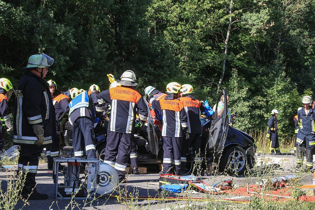 Schwerer Unfall im Kreis Bamberg - Kollision nahe Bischberg