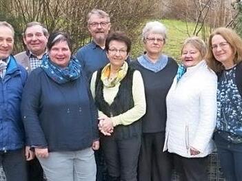 Der neue Vorstand des Gesanvereins (von links): Reinhardt Zech, Werner Strehler, Sabine Eberlein, Michael Teufel, Gisela Fischer, Heidi Lösch, Karin Lankl und Martina Schleifenheimer. Foto: privat