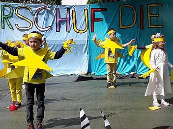 Wolken, Wasser und Sterne beim Sommerfest