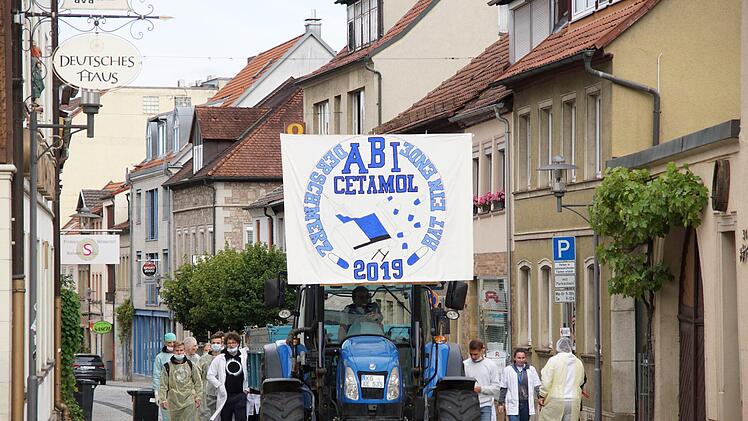 Abischerz am Frobenius-GymnasiumFoto: Arkadius Guzy