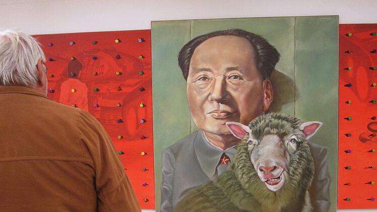 Der "Große Vorsitzende" Mao Tse Tung und die "Volksabgeordnete, Das Klon-Schaf "Do  Ly". Winfried Ehling