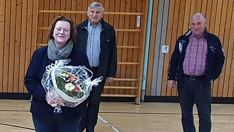 Verabschiedet wurden von  der Bürgermeisterin auch Petra Öhring, Werner Gareis und Oswald Letsch.Maria Löffler