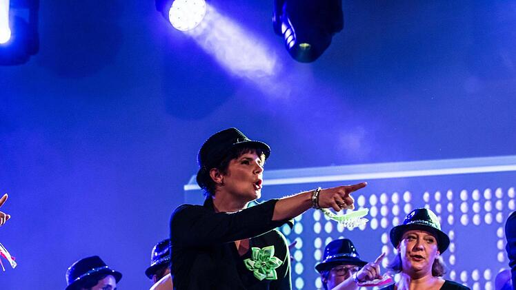 Impressionen von der Show-Gala des Vocalensembles Coburg unter der Leitung von Steffi Berg in Bad RodachFoto: Jochen Berger